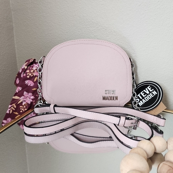 Steve Madden Handbags - Steve Madden Dusty Pink Bmiriam cross body purse NWT